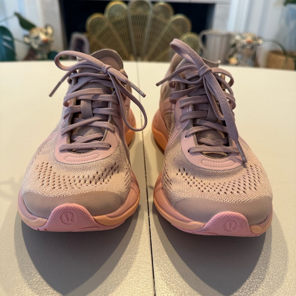 Lululemon Chargefeel Low Womens Workout Shoes - Picture 2 of 8